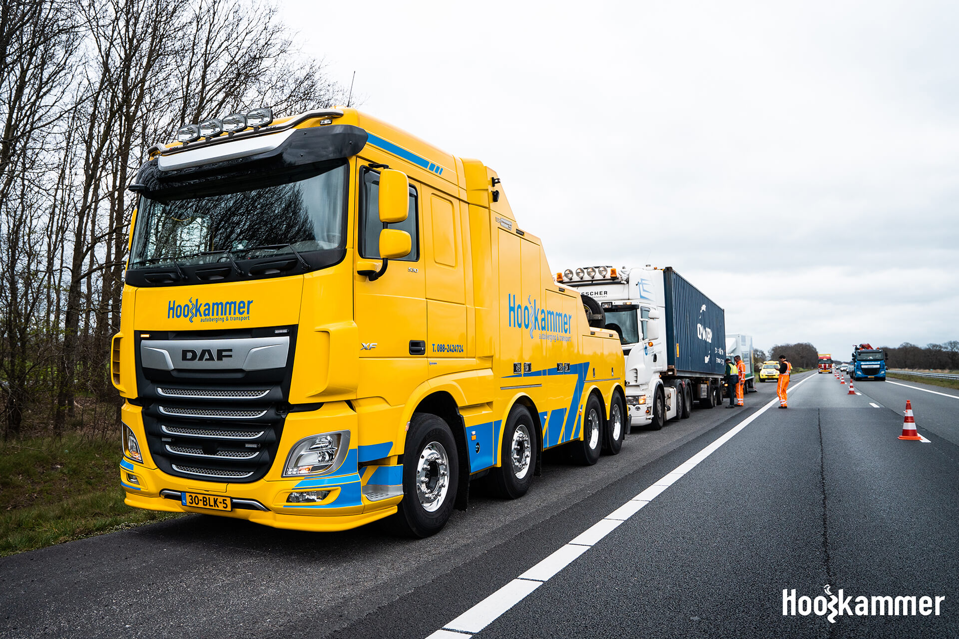 Vrachtwagen sleepdienst in Dokkum